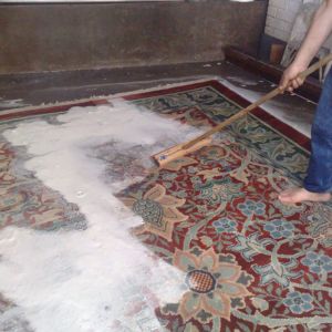 بهترین روش شستشوی فرش هنگام خانه تکانی برای عید